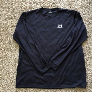 Men’s long sleeve under armour shirt